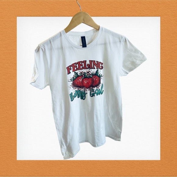 Hand-Pressed made "Feeling Berry Good" Graphic Tee - Size L, New - Picture 2 of 7